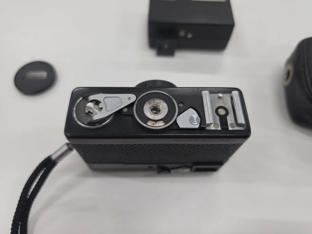 롤라이 35s 카메라 Rollei 35s 판매합니다 이미지