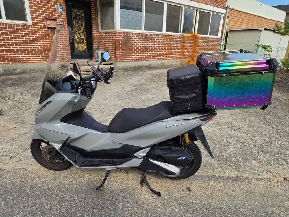 혼다 pcx125 25년 abs 짧은키로수 판매합니다 이미지