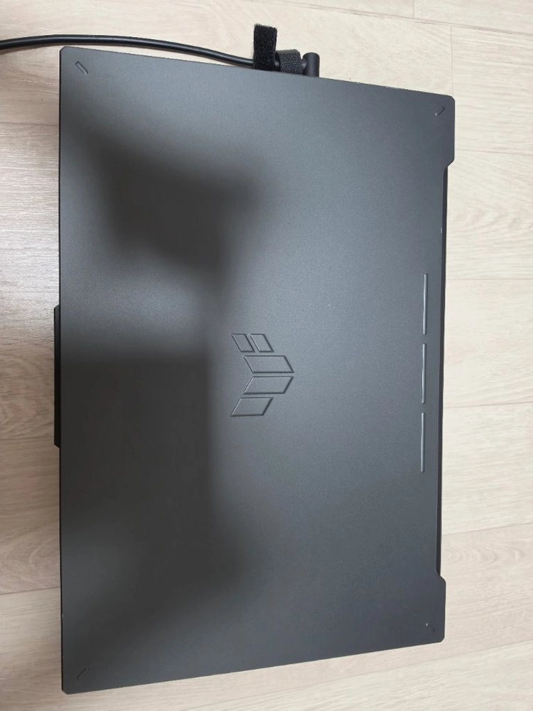 ASUS TUF Gaming F17 i9 13900H RTX 4060 게이밍 노트북 판매합니다. 이미지