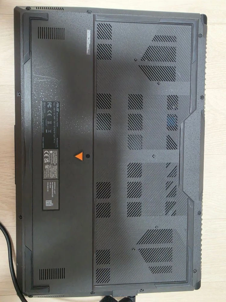 ASUS TUF Gaming F17 i9 13900H RTX 4060 게이밍 노트북 판매합니다. 이미지