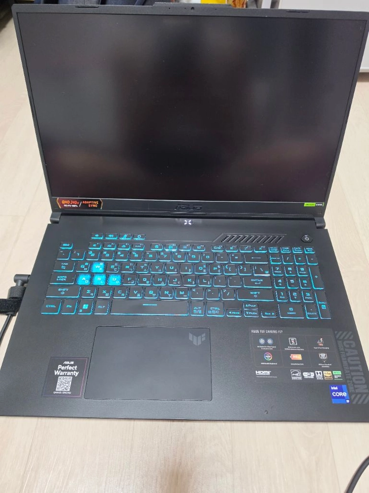ASUS TUF Gaming F17 i9 13900H RTX 4060 게이밍 노트북 판매합니다. 이미지