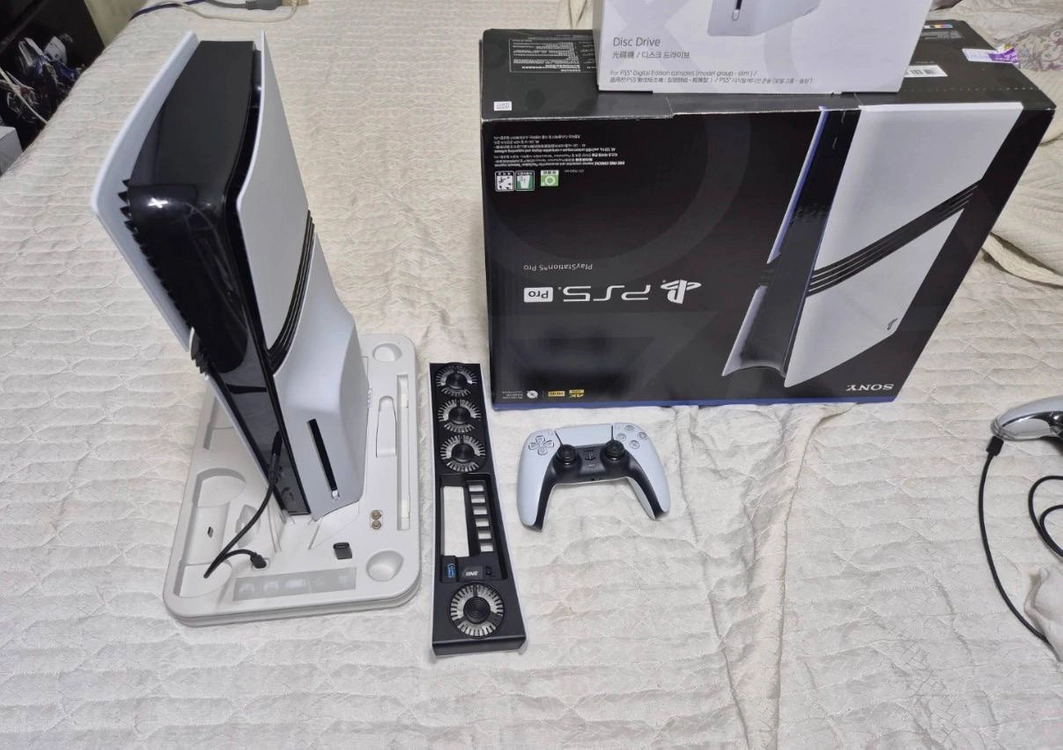 ps5 pro 플스5 프로 7022 버전+디스크 드라이브+게임3개 - 안심되는 중고거래