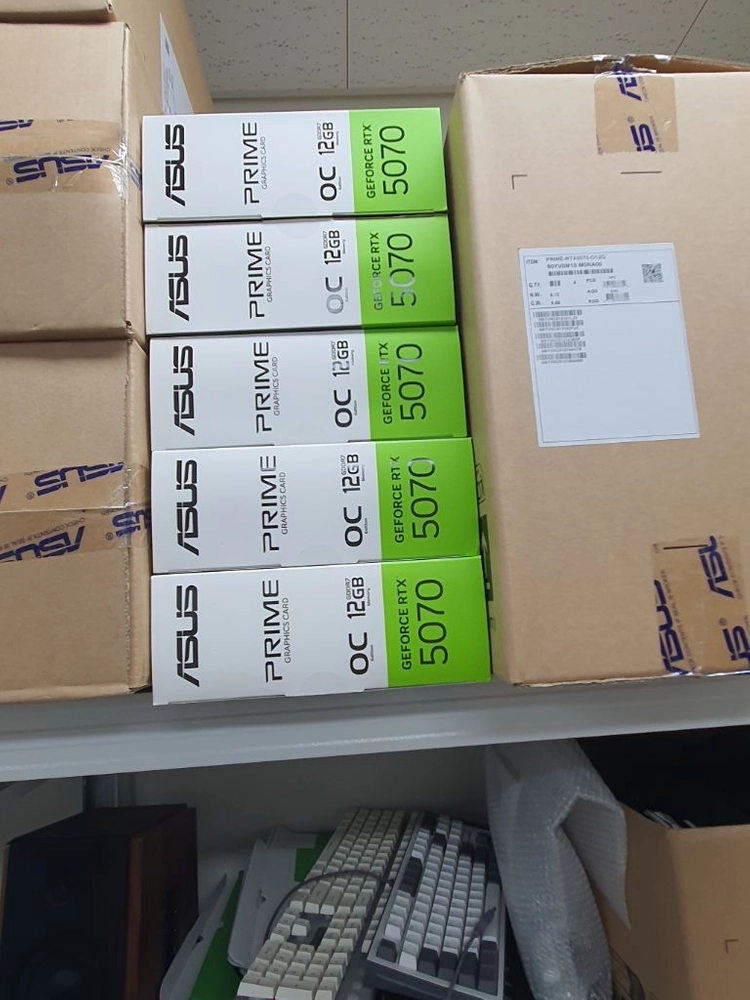 컴퓨터 그래픽카드 빈박스 ASUS 5070 5개(그래픽카드 없는 빈박스 5개) 이미지