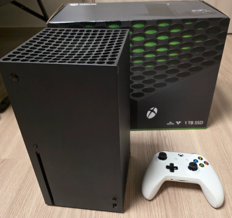 Xbox Series X 1TB 팝니다. - 안심되는 중고거래