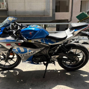 스즈키 gsxr125 21년식 이미지