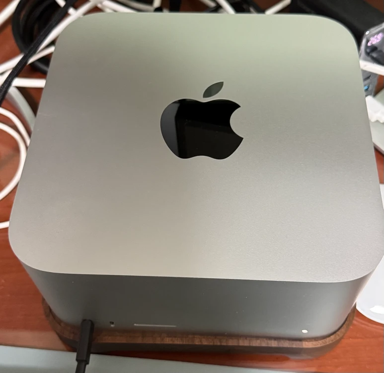 맥 스튜디오 M5 Max 칩, 64GB 메모리, 1TB - 안심되는 중고거래