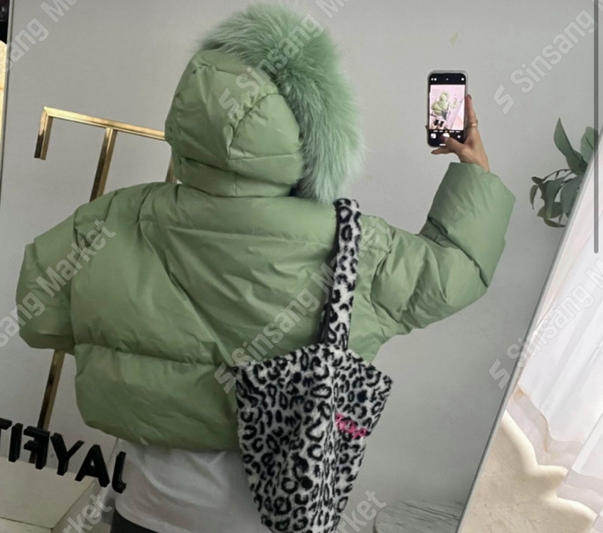 새상품// 블랙바비 엠마 라쿤 덕다운 숏패딩 이미지