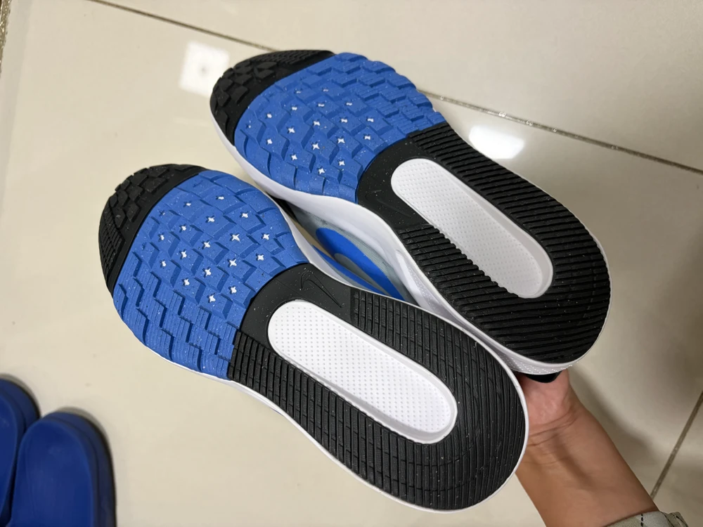 나이키키즈 운동화 210 이미지