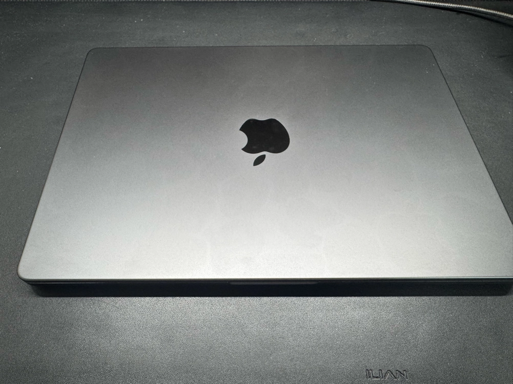 급처) 맥북 프로 14 M5 16GB 512GB S급 풀박스 - 안심되는 중고거래
