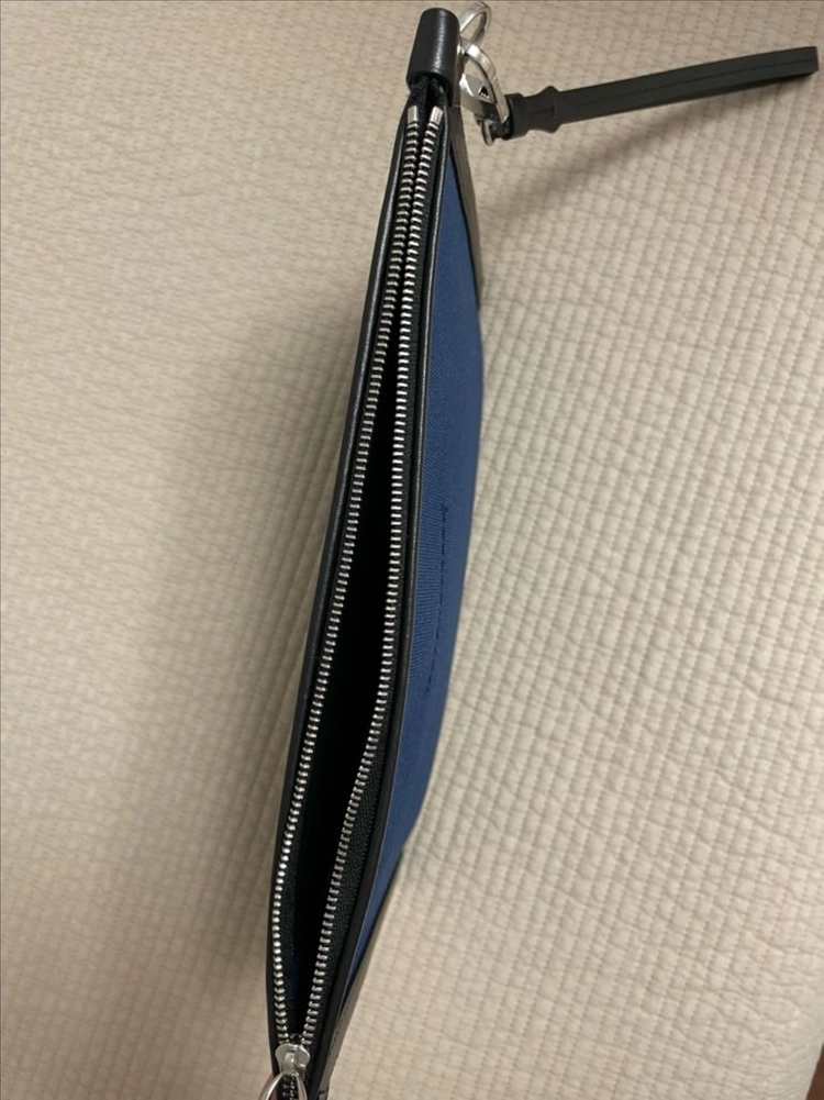 몽블랑 클러치백 이미지