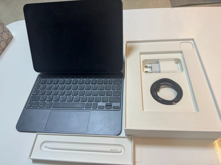 아이패드 프로 11 M5 wifi 256gb 매직키보드 애플펜슬 풀박스 이미지