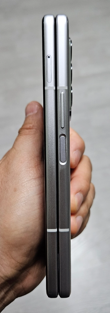 갤럭시 Z폴드3 실버 256GB A급 싸게 팝니다. 이미지