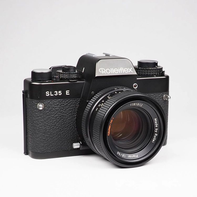 롤라이플렉스 SL35 E + 플라나 50mm F1.8 이미지