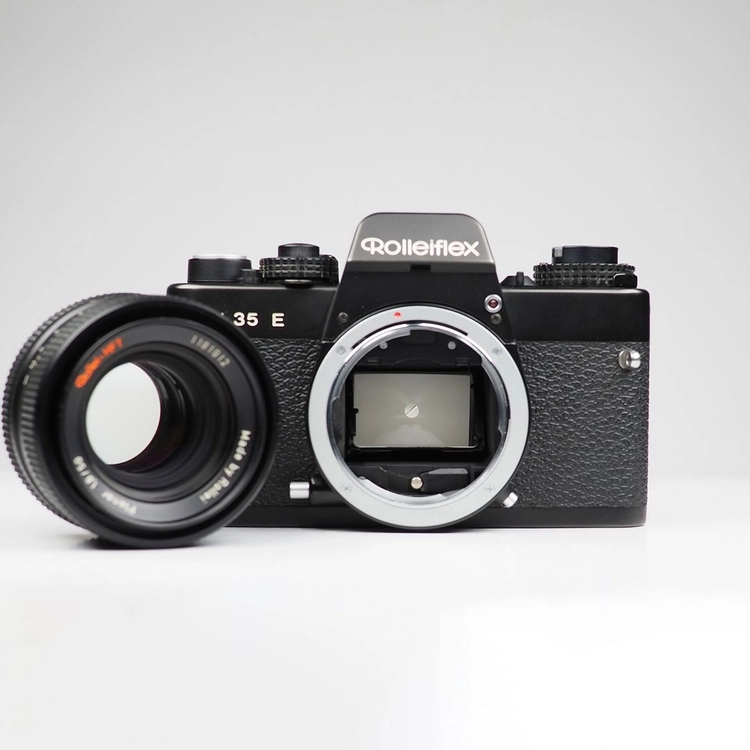 롤라이플렉스 SL35 E + 플라나 50mm F1.8 이미지