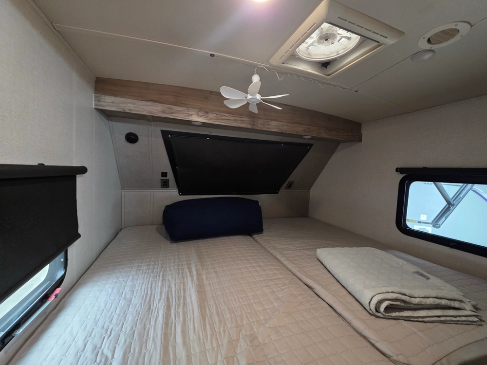 팔로미노 솔레이어 249RBS 카라반, 2020년식, 판매가격 3,600만원 [배터리 1,360A·태양광 1,000 이미지