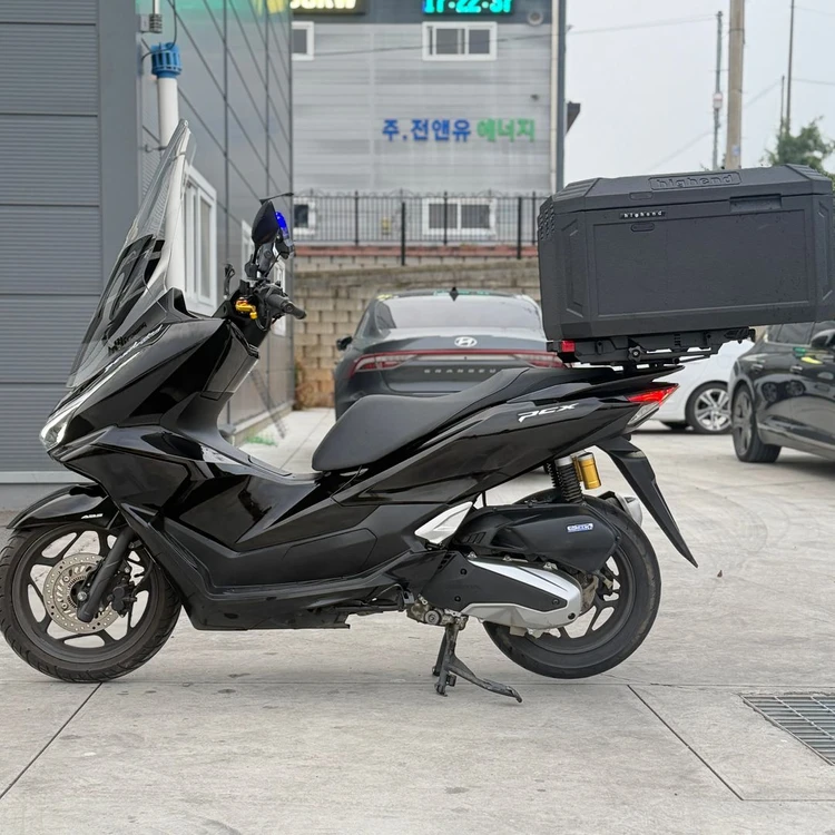 초특가)혼다 PCX125 25년1,9만 배달셋팅 깔끔한차량 저렴히 판매합니다 이미지