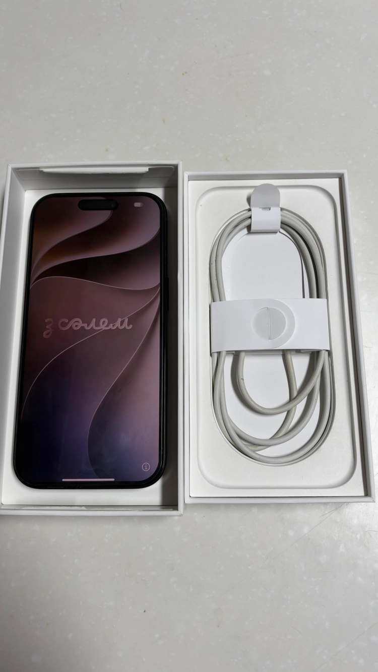 아이폰 16 Pro 128G 미국 직구폰 이미지
