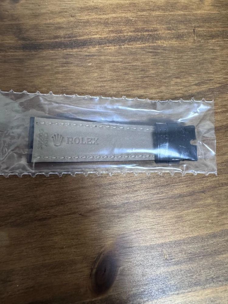 롤렉스 데이데이트 1803 정품 버클 가죽 시계 이미지