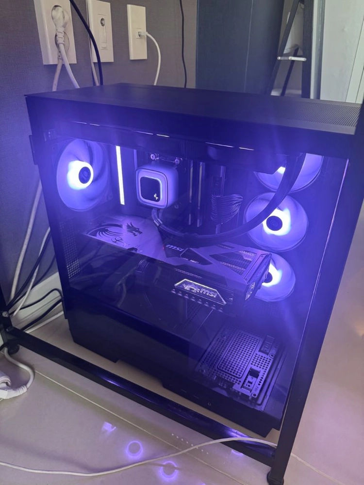 고성능 완본체 5080 뱅가드 x870e 하이닉스a다이언락 9800x3d 이미지