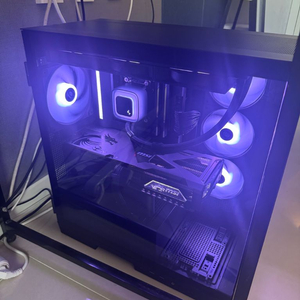 고성능 완본체 5080 뱅가드 x870e 하이닉스a다이언락 9800x3d 이미지