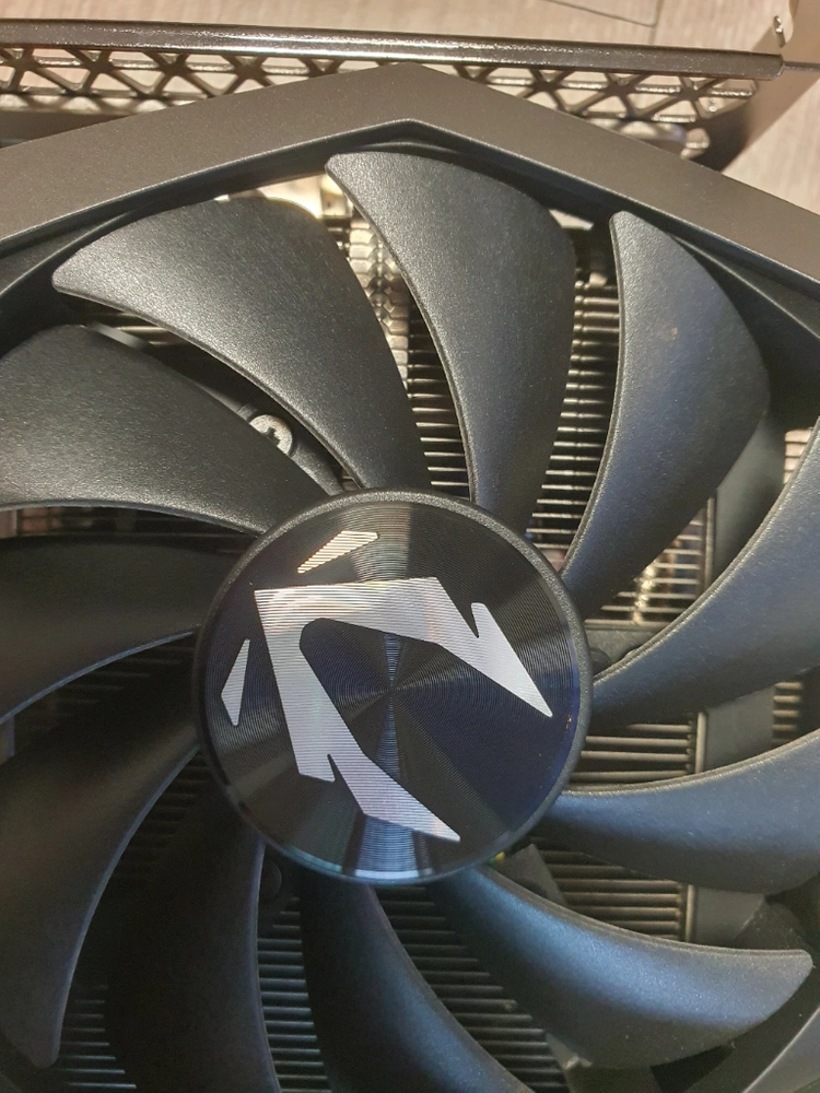 zotac rtx3070ti 그래픽카드 이미지