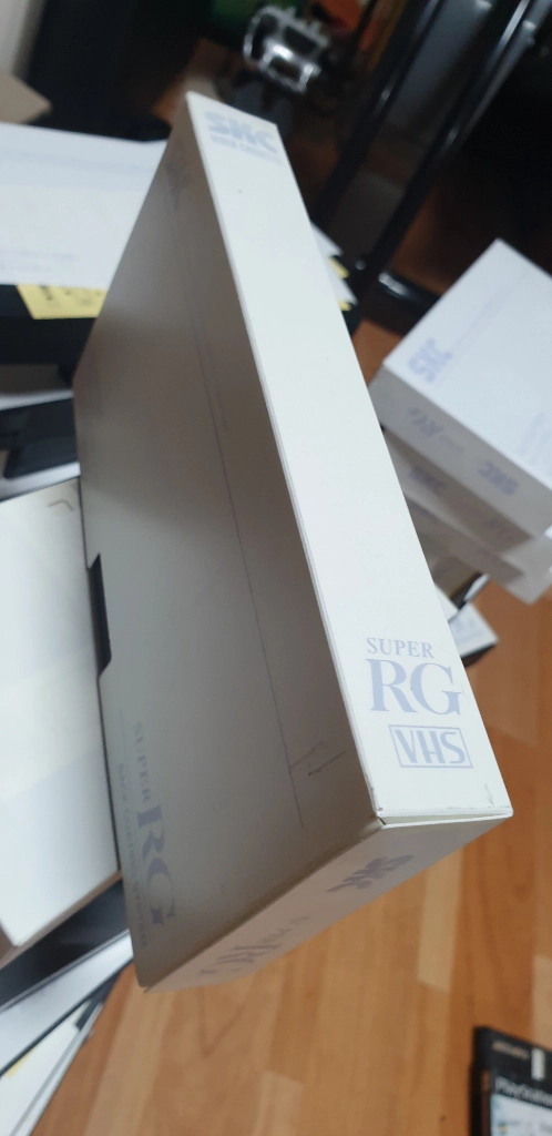 [미사용 단종품] SKC SUPER RG VHS 비디오 공테이프 55개 일괄현장 정리하며 깔끔하게 보관해 둔 SKC 이미지