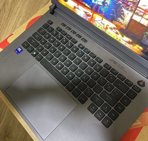 Asus Rog strix G16 Ultra9 RTX5060 게이밍노트북 희귀모델 S급 이미지
