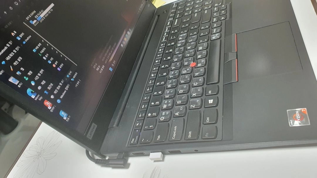 레노버 씽크패드 노트북.라이젠7-8g-256g 배터리88% pd충전 이미지