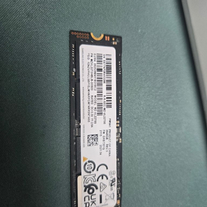 삼성 PM9A1 M.2 NVMe SSD 2TB 이미지
