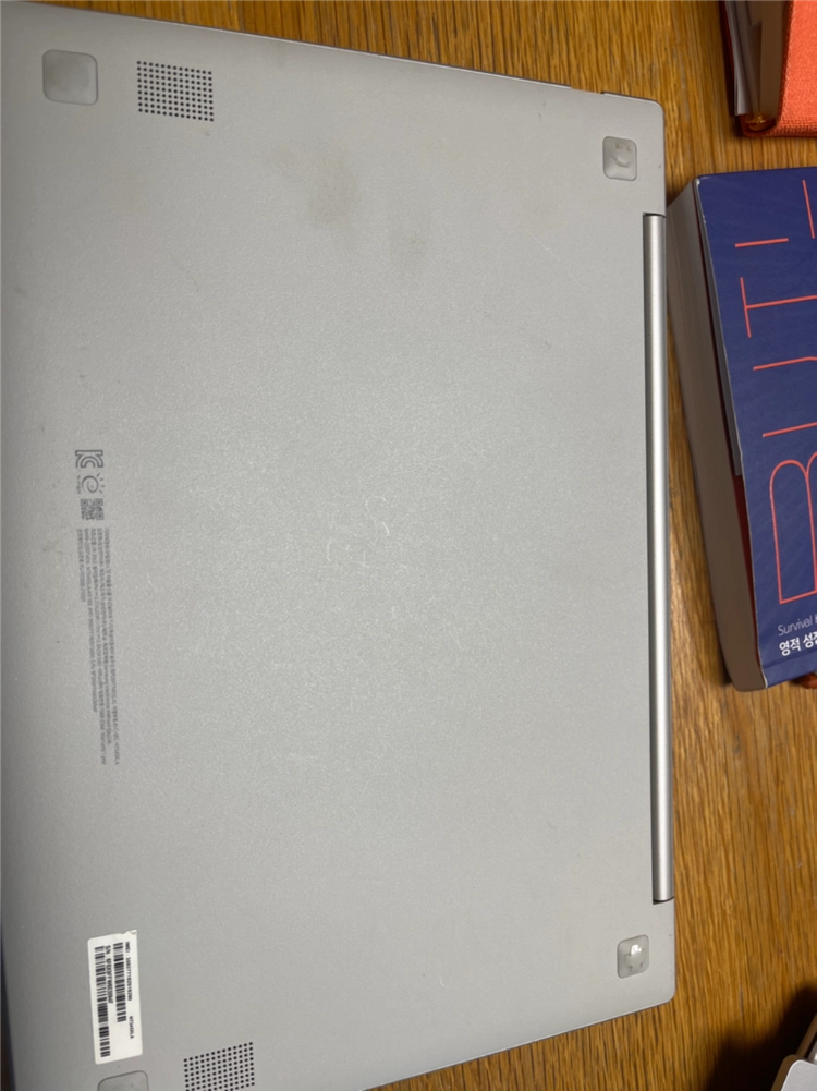 삼성전자 갤럭시북Go 실버 판매합니다 이미지