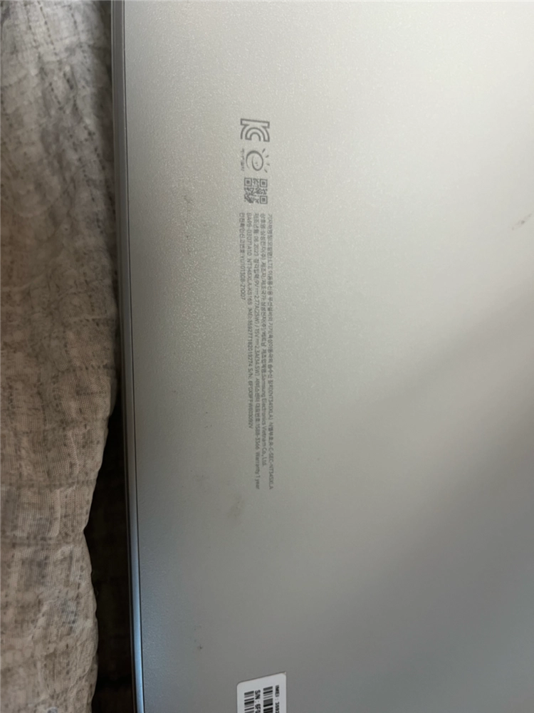 삼성전자 갤럭시북Go 실버 판매합니다 이미지