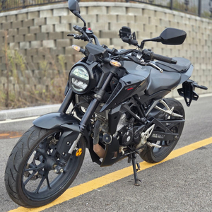 최저가#23년식 혼다 블랙 CB125R 저렴하게 판매합니다. 이미지