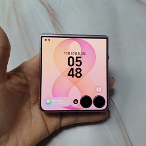 KT 갤럭시 Z플립8 5G 핑크 256G S급 판매합니다 이미지