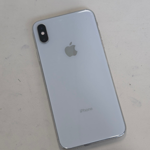 아이폰 XS MAX 실버 256기가 미국판 배터리 91% 상태 깨끗한폰 24만원 판매해요 이미지