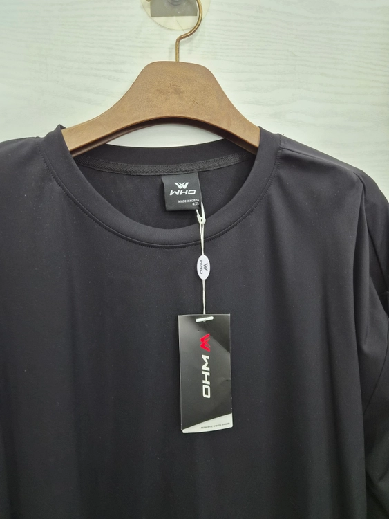 4XL,120,빅사이즈,택있는 새상품 )) WHO 무지 긴팔티셔츠! 블랙 색상~ 이미지