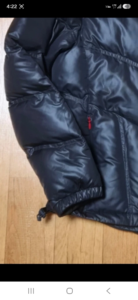 (새옷수준) 블랙야크 여성 방수 퀼팅 가볍고 빵빵한 덕다운 경량패딩, 95/55 사이즈, 검정색 이미지