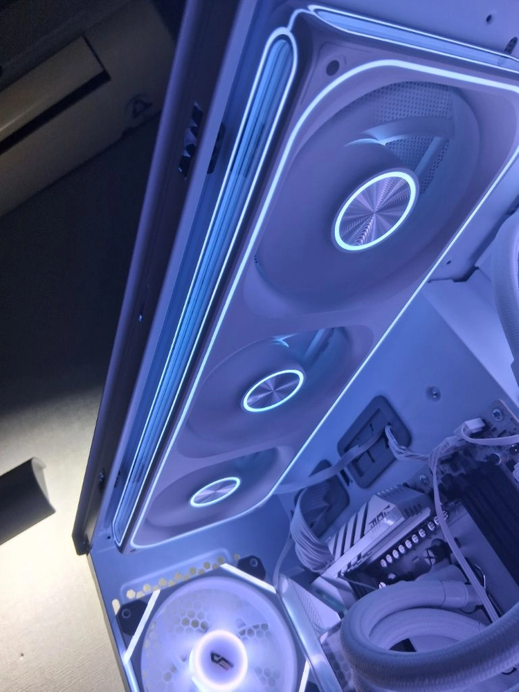 9800x3d + b850 반본체 이미지