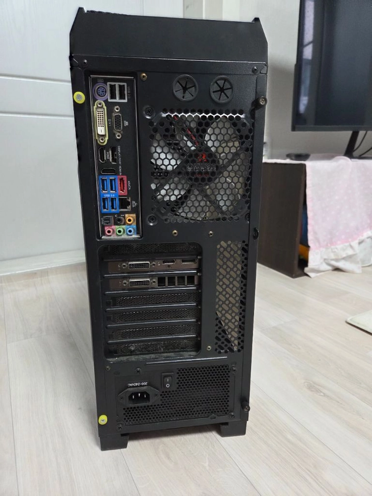 게이밍pc 팝니다. 이미지