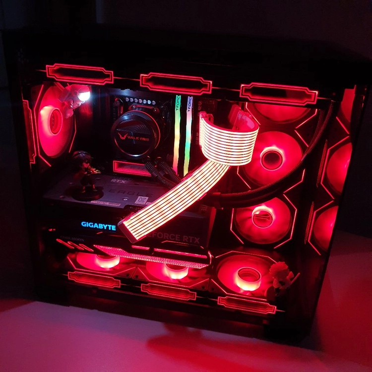 초고사양 게임 & ai 작업용 컴퓨터 i9 13900k rtx 4070 ti 윈도우 정품 포함. 이미지