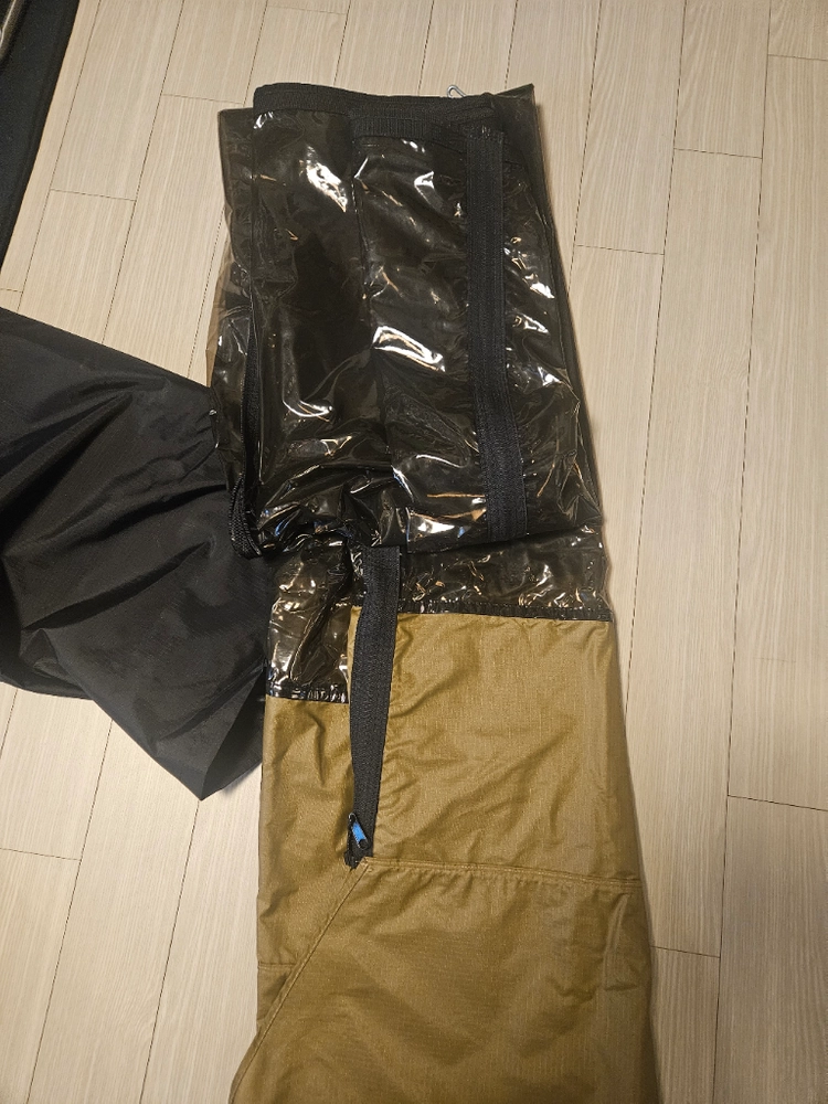 헬리녹스 터널 코요테탄 + 루프 + 미싱남 삼각 플래그2장 + 3분할 우레탄창 + 미싱남패치 팝니다 이미지