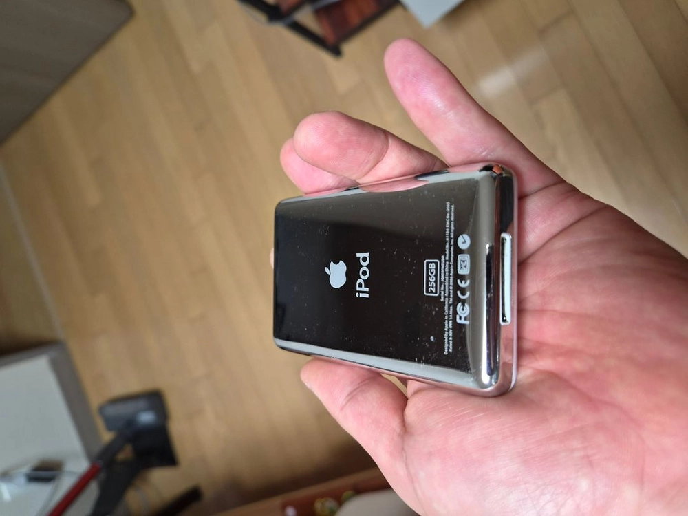 아이팟 클래식 5세대 256GB SSD, 대용량배터리 교체 이미지