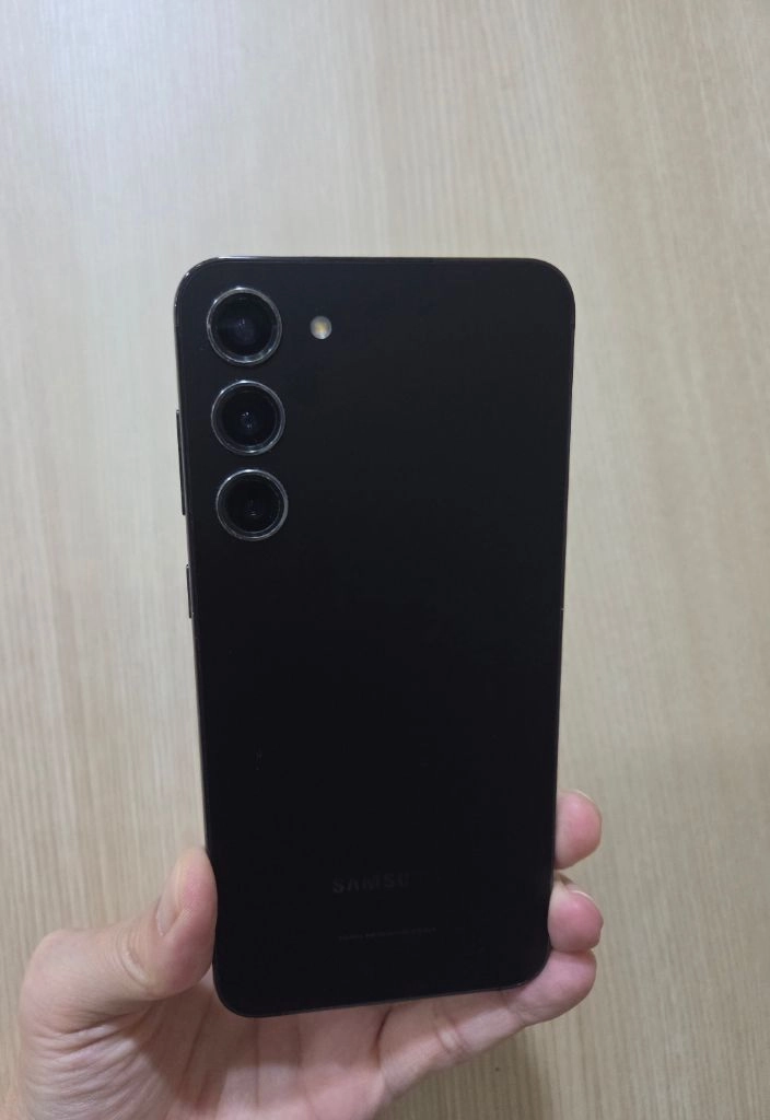 갤럭시 S23플러스 256G 팝니다 이미지