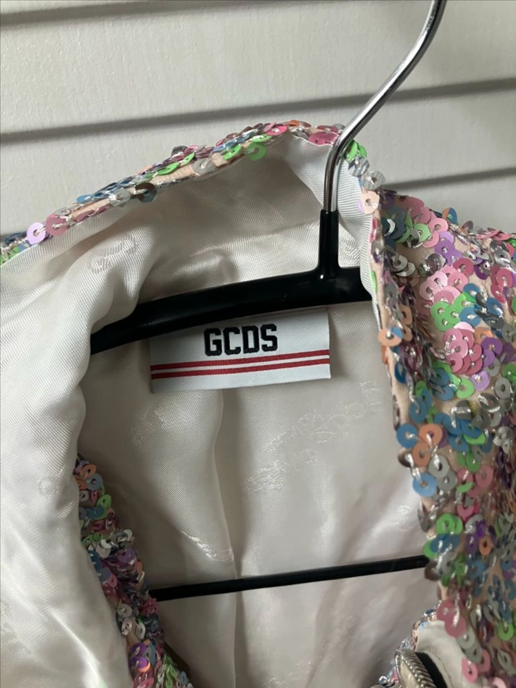 GCDS 패릴렛 트랙탑 이미지