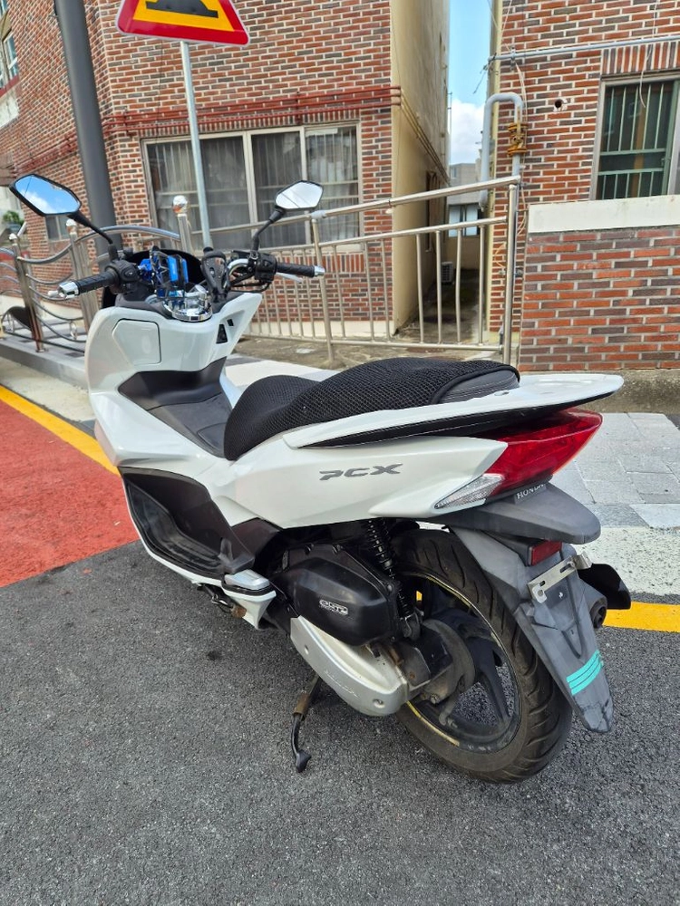 혼다 pcx125 18년식 pcx 125cc팝니다키로수 이미지