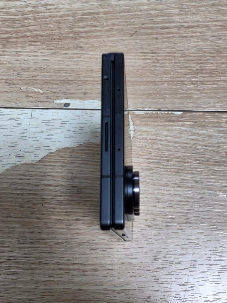 삼성 갤럭시 Z 폴드7 256GB 블랙 (힌지 및 액정 전체 새부품 교체) 이미지