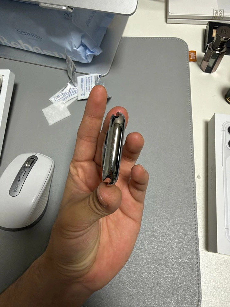 애플워치 11 티타늄 46mm 판매합니다 (풀박스/배터리 100%/애플케어+ 양도) 이미지