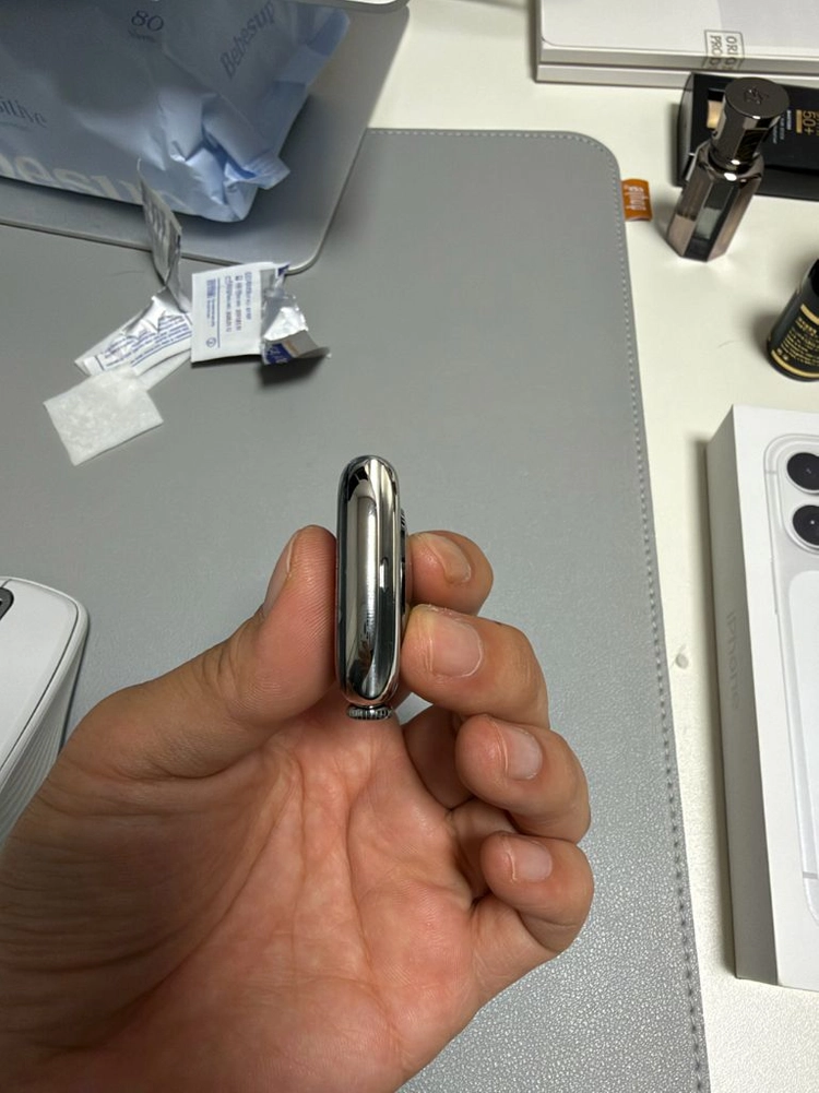 애플워치 11 티타늄 46mm 판매합니다 (풀박스/배터리 100%/애플케어+ 양도) 이미지