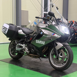 BMW f800gt 14년식 블랙박스/사이드박스 셋팅 투어러 바이크 판매합니다 이미지