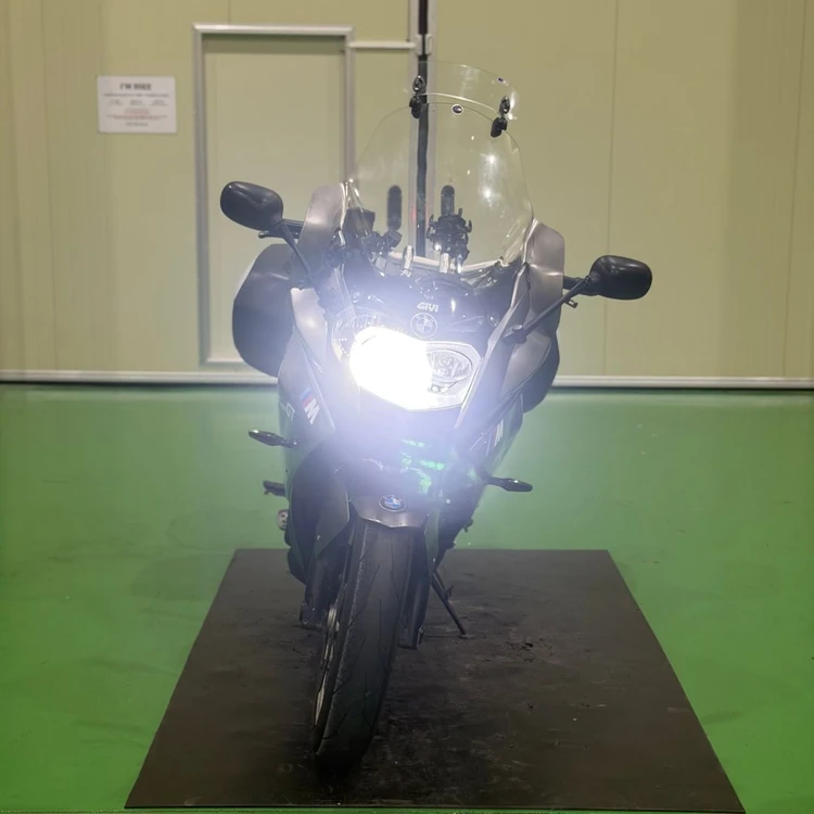 BMW f800gt 14년식 블랙박스/사이드박스 셋팅 투어러 바이크 판매합니다 이미지
