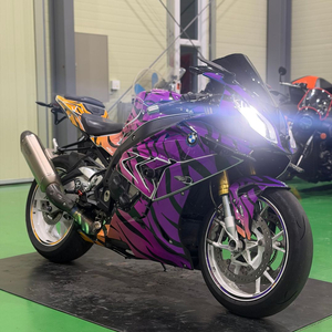 BMW s1000rr 16년식 아크라 구변o 준튜닝 바이크 판매합니다 이미지